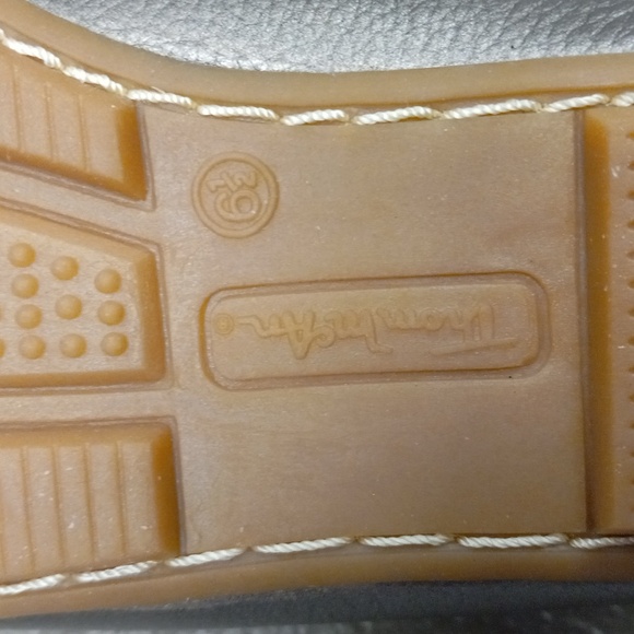 Thom McAn Pewter Colored, Leather, Loafers - Picture 5 of 13